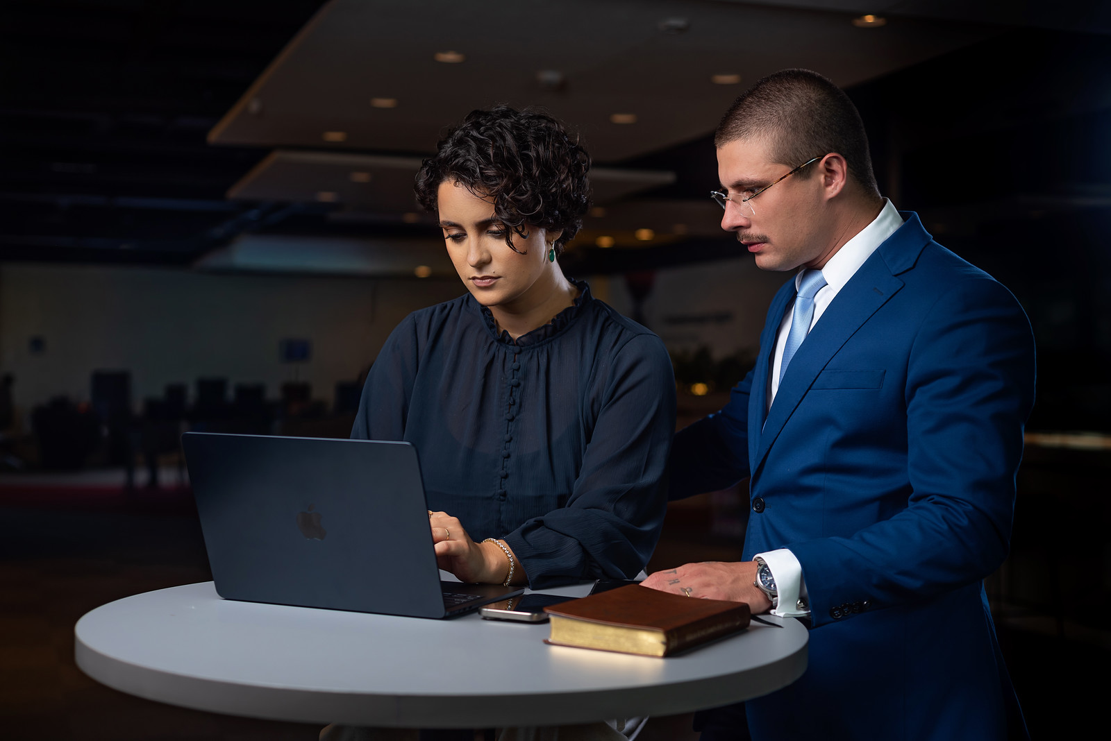 Equipe Passos Consórcios em ambiente corporativo